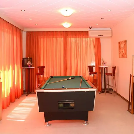Otel Marine Congo Rhodes City
